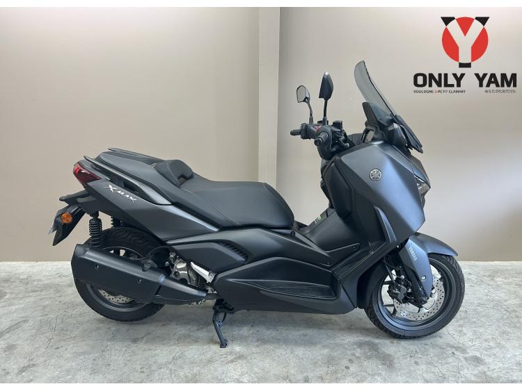 YAMAHA XMAX 300