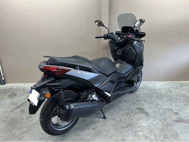 YAMAHA XMAX 300