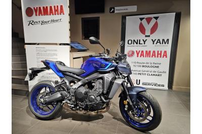 YAMAHA MT-09