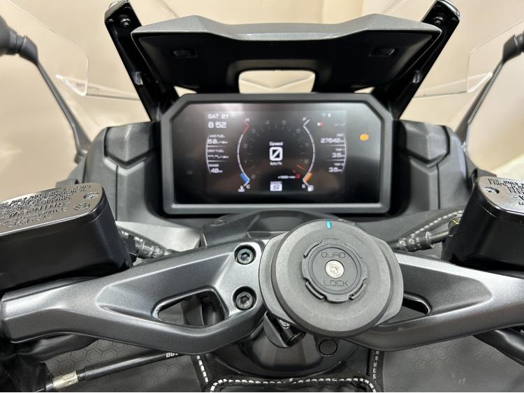 YAMAHA XP T-MAX 560 TECH MAX