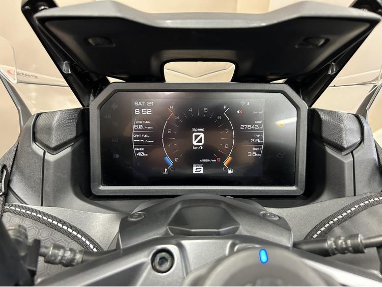 YAMAHA XP T-MAX 560 TECH MAX